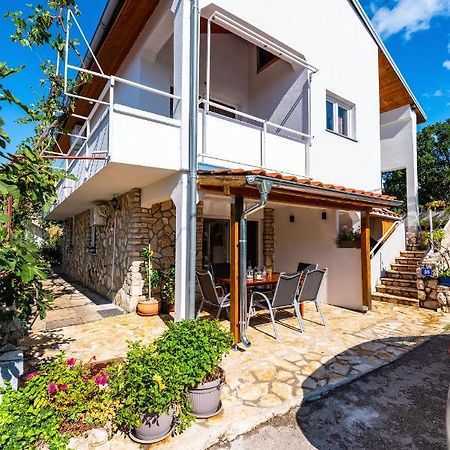 Apartment Maia Lena For Family Ясенице Экстерьер фото
